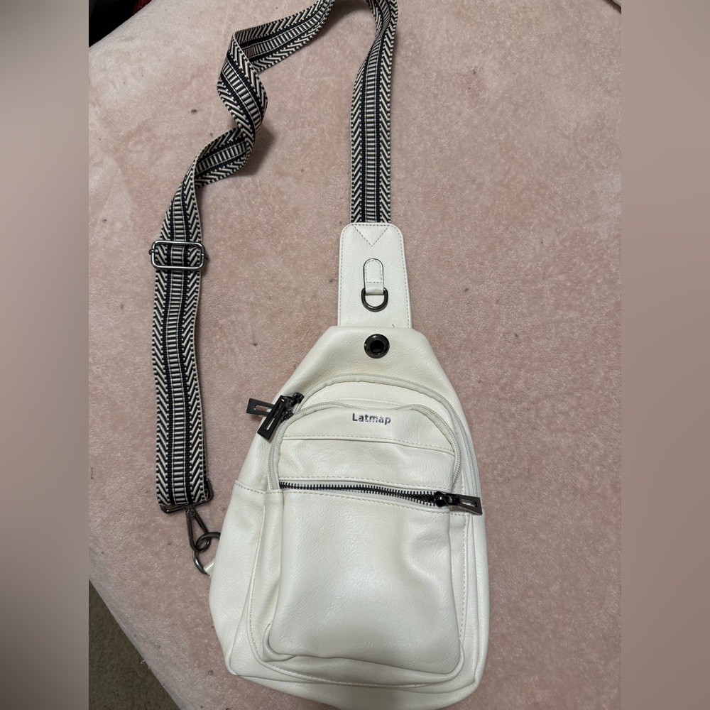 Latmap White Crossbody Bag